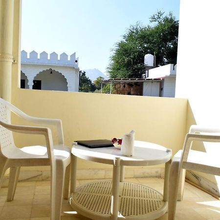 Hotel Kamal Villas Пушкар Экстерьер фото